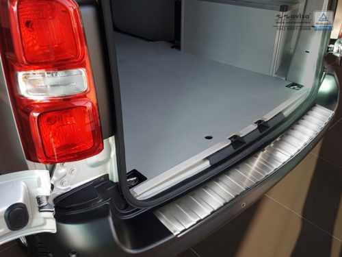 Ochranná lišta hrany kufru Citroen SpaceTourer 2016- (plastový nárazník)