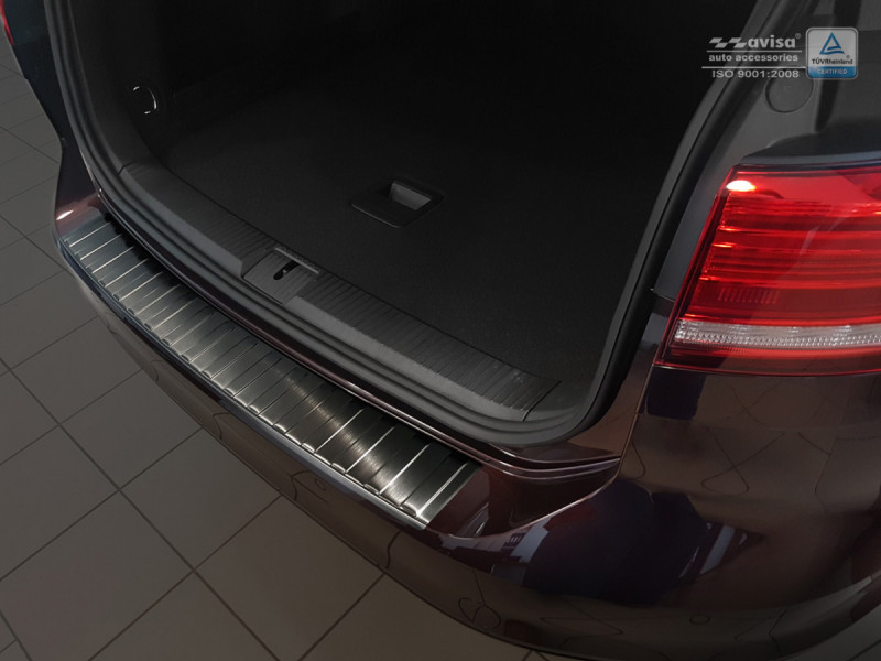 Ochranná lišta hrany kufru VW Passat B8 2015- (combi
