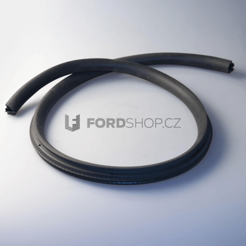 Těsnění zadních dveří Ford Focus